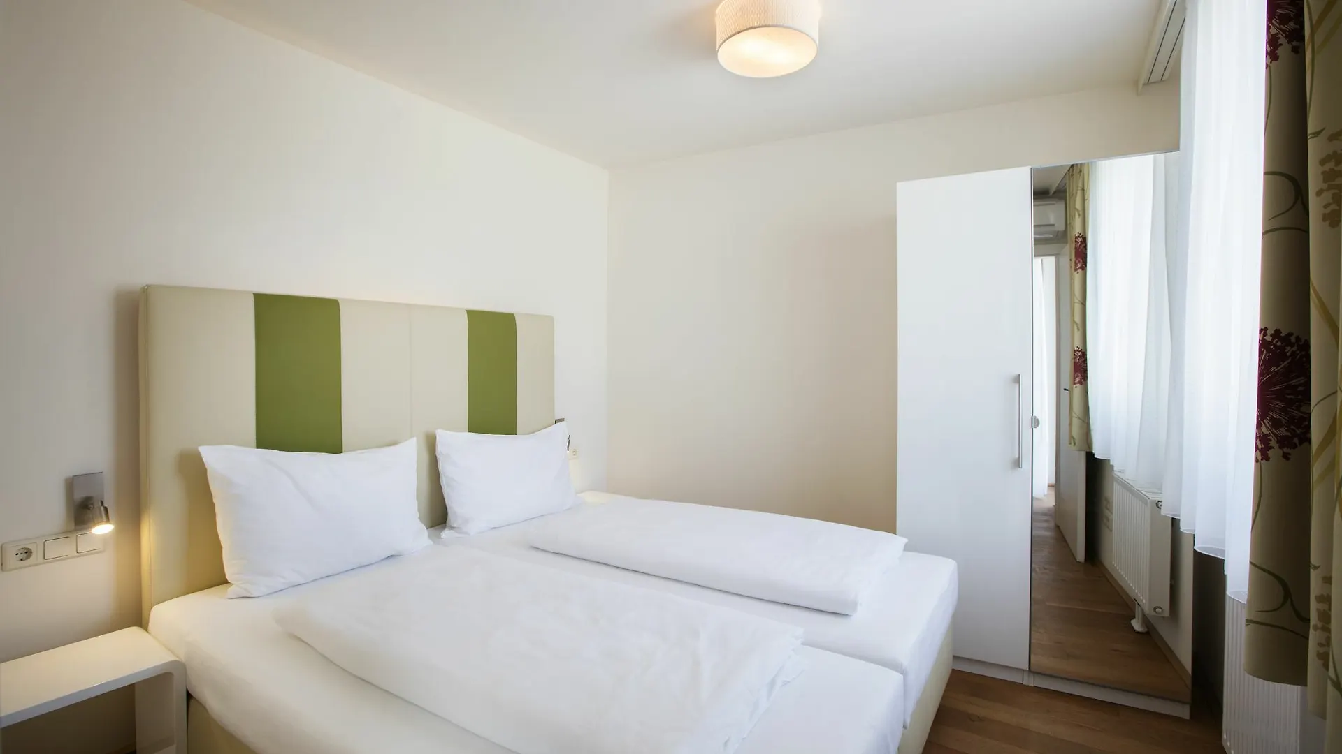 Apartment Hahn Boarding Vienna City Austria